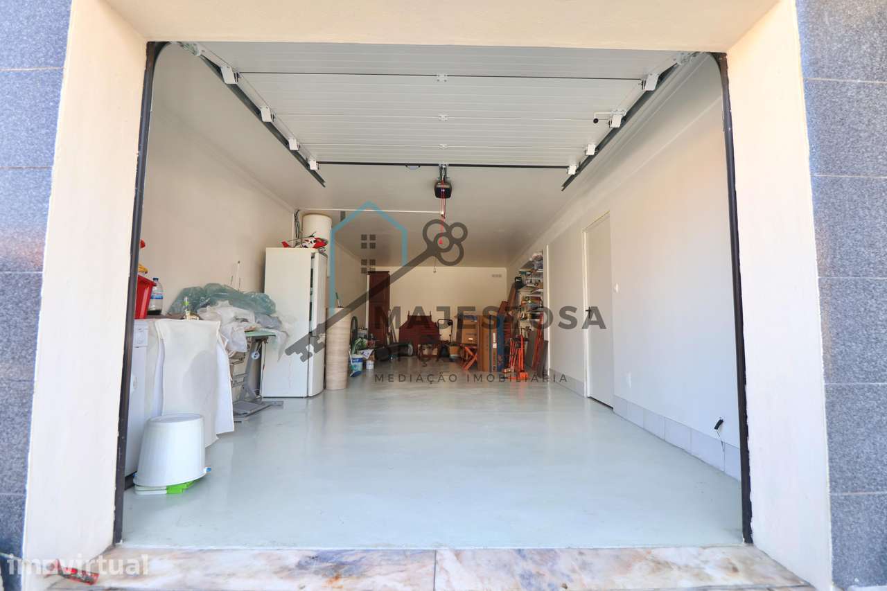 Moradia T5 de Gaveto com Jardim — Póvoa de Lanhoso - Grande imagem: 4/31