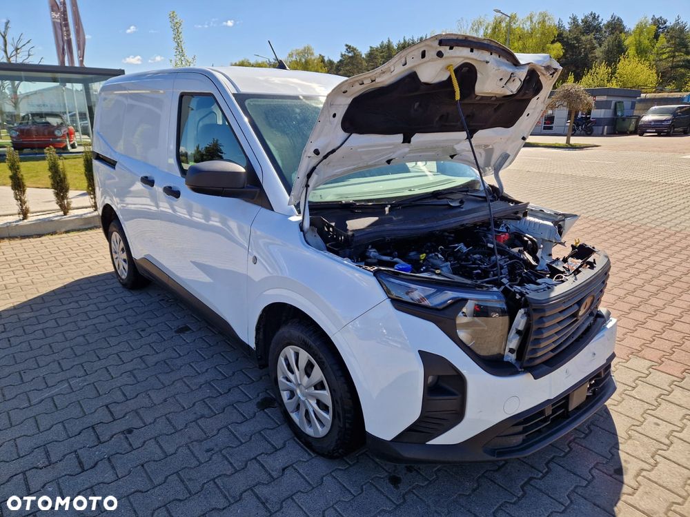 Ford Transit Courier - 6