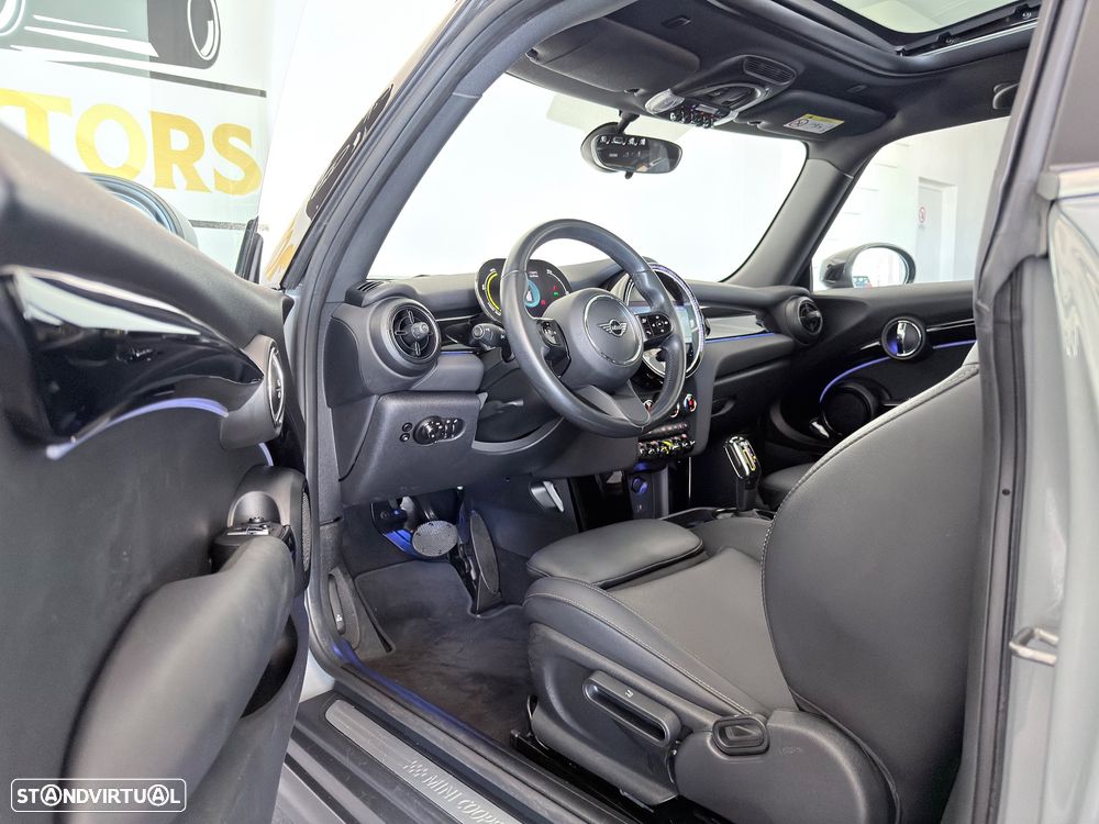 MINI 3 Portas Cooper SE Premium Classic - 12