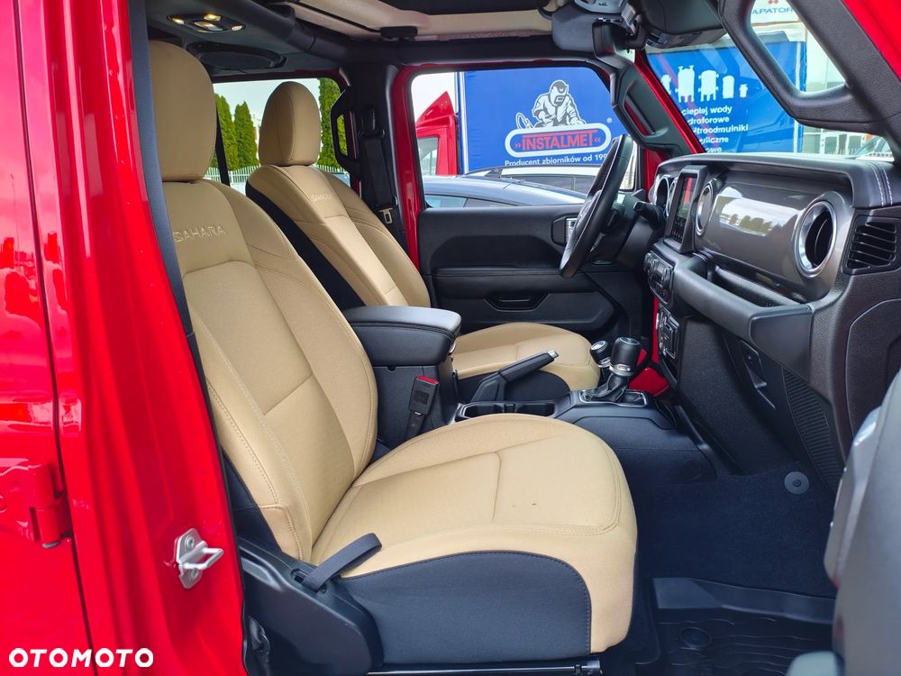 Jeep Wrangler Unlimited 2.2 CRD Sahara - 11