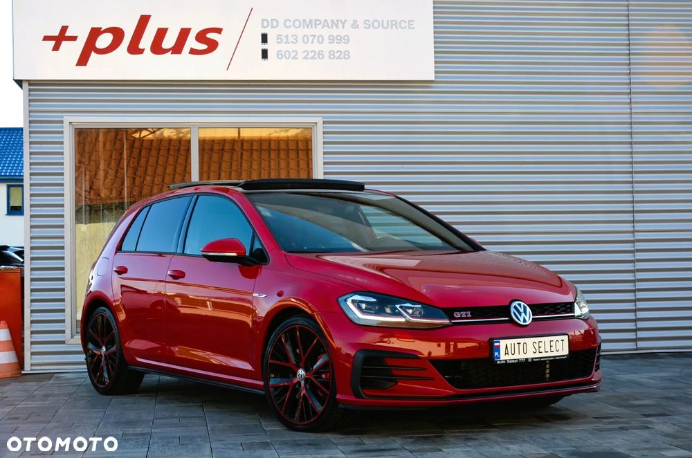 Volkswagen Golf GTI (BlueMotion Technology) DSG Performance - 1