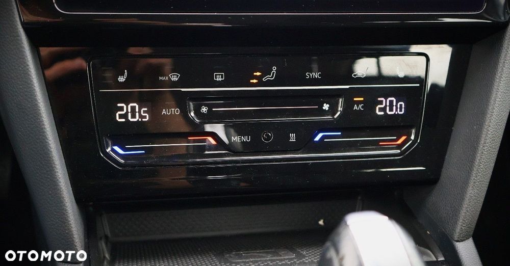 Volkswagen Passat Variant ver-variant-2-0-tdi-scr-dsg-4motion-business - 32