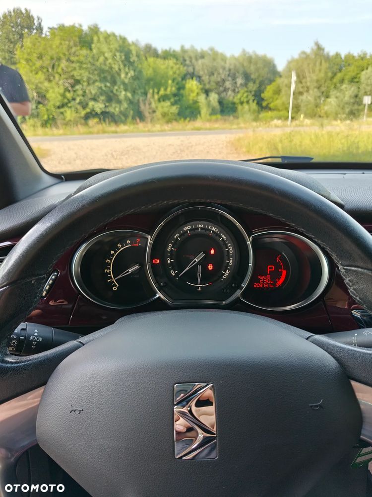 Citroën DS3 VTi 120 Automatik SoChic - 11