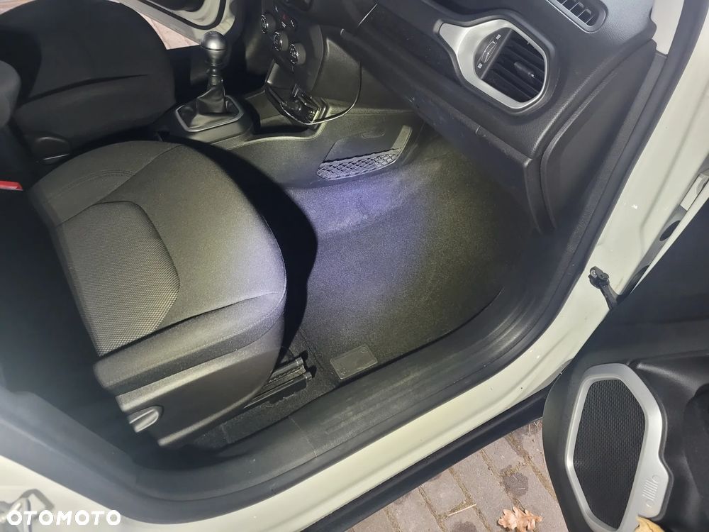 Jeep Renegade 1.6 MultiJet Longitude FWD S&S EU6 - 14