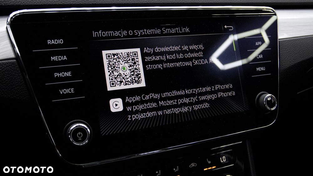 Skoda Superb 2.0 TDI SCR Style DSG - 24