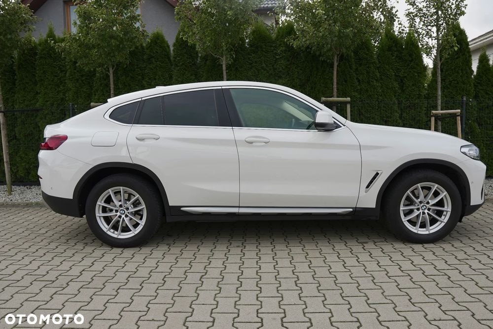 BMW X4 xDrive20i sport - 2
