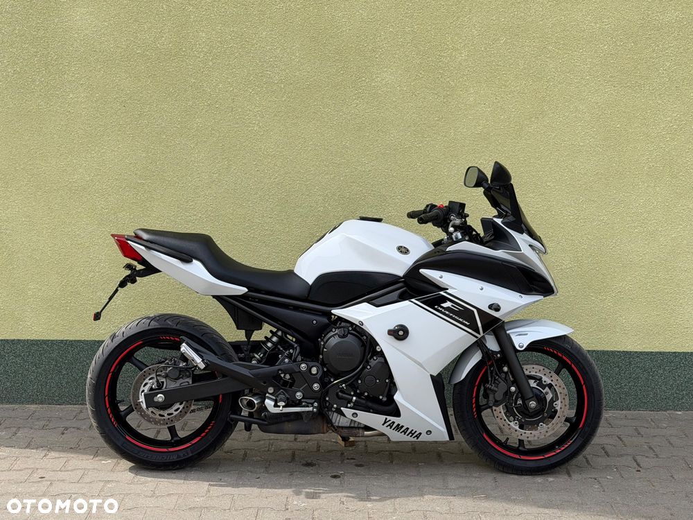 Yamaha XJ - 7