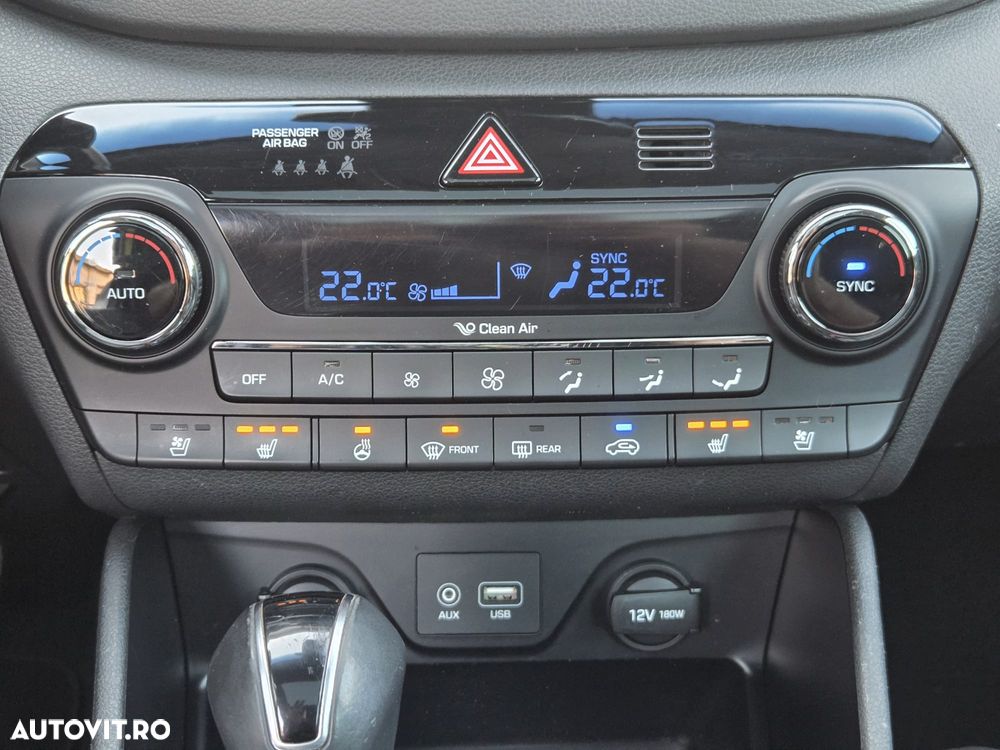 Hyundai Tucson 2.0 CRDI 4WD 6AT Luxury+ - 16