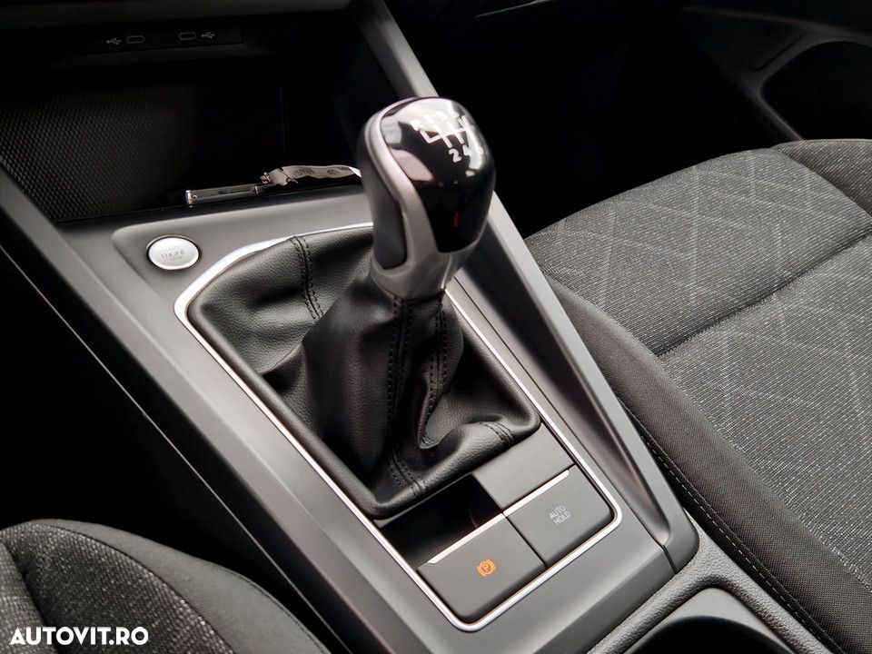 Volkswagen Golf 2.0 TDI 116CP Life - 17