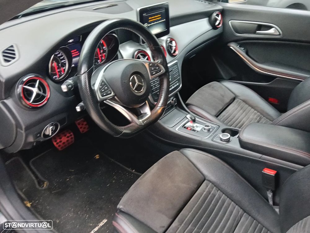 Mercedes-Benz CLA 45 AMG 4Matic Speedshift DCT 7G Night Edition - 24