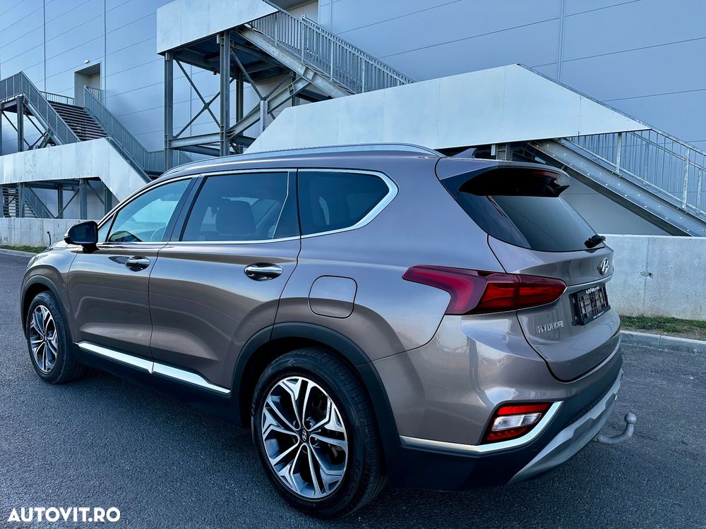 Hyundai Santa Fe ver-2-2-crdi-4wd-8at-luxury - 2