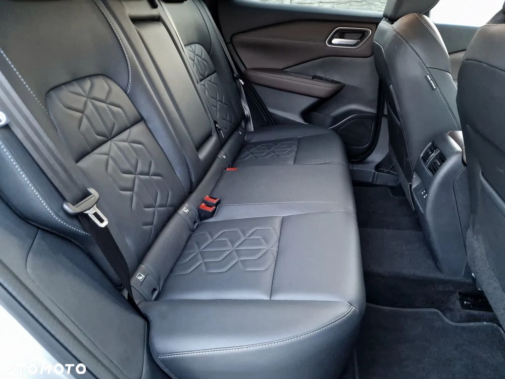 Nissan Qashqai 1.3 DIG-T MHEV Xtronic Tekna - 21