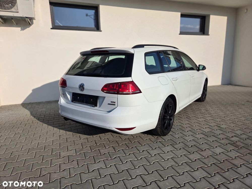Volkswagen Golf - 3