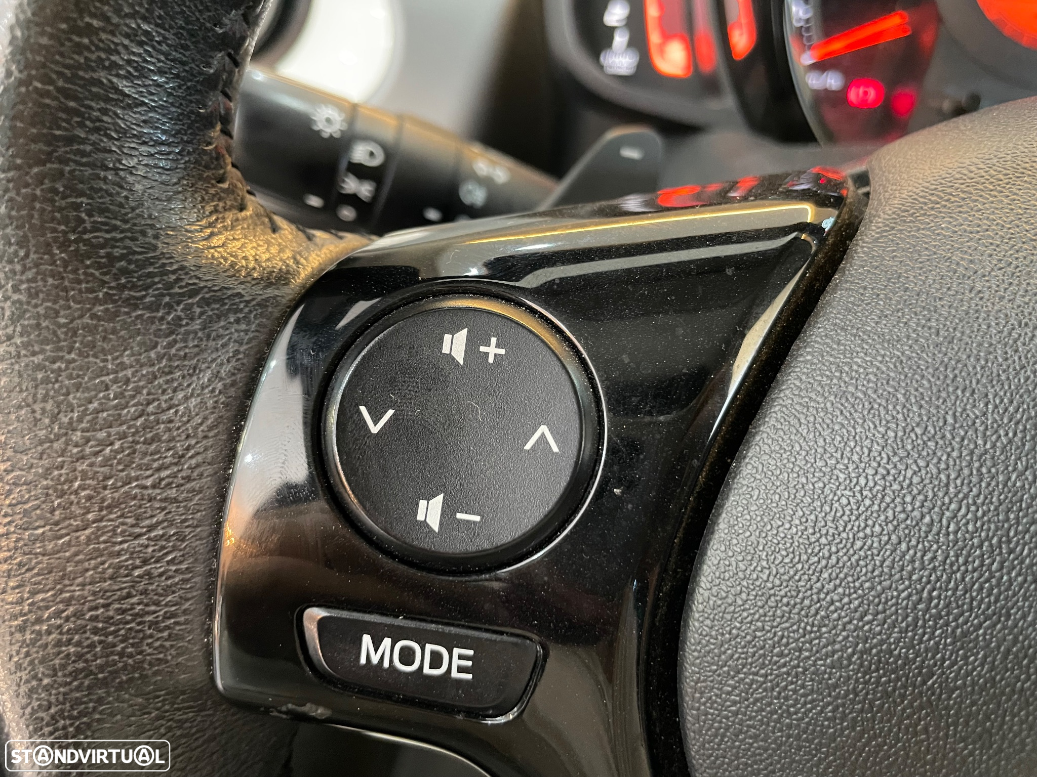 Toyota Aygo 1.0 X-Play Plus MM - 15