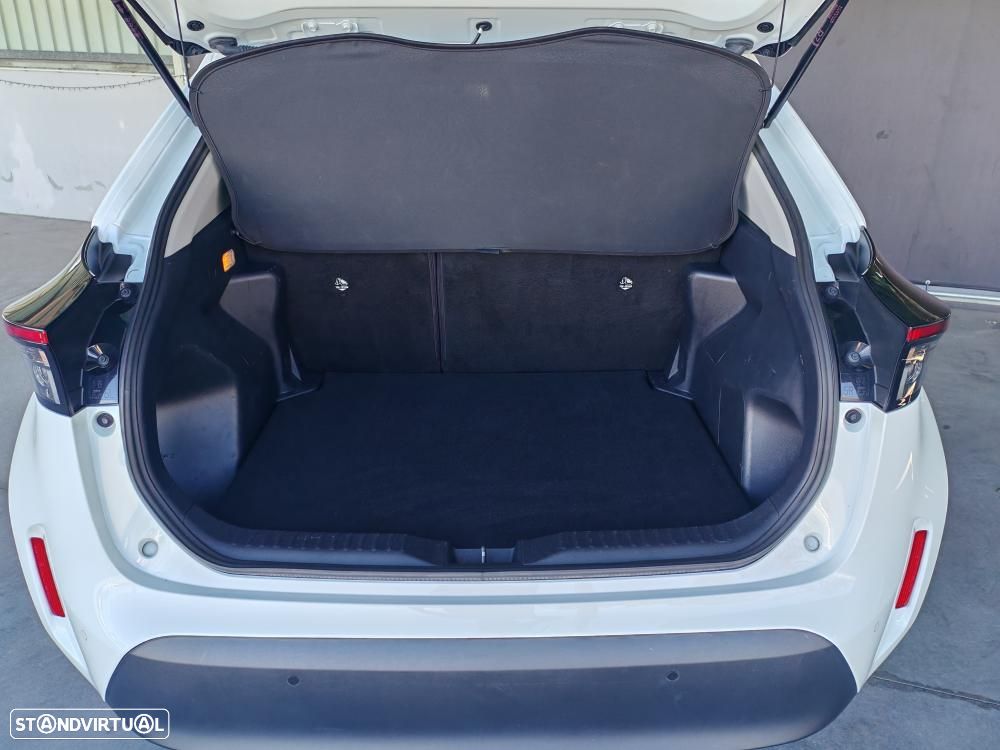 Toyota Yaris Cross 1.5 HDF Comfort Plus - 13
