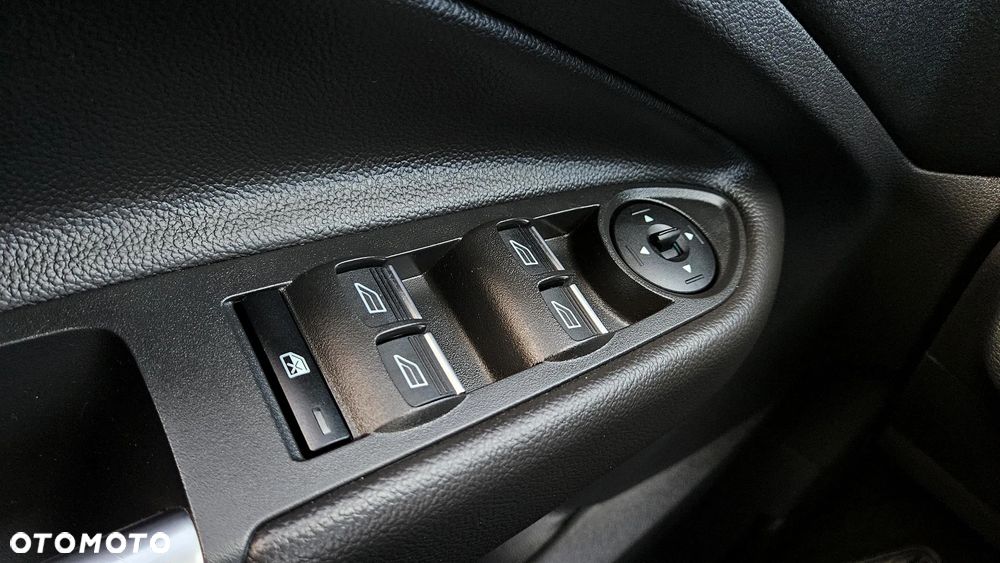 Ford Kuga 2.0 TDCi 4x4 ST-Line - 35