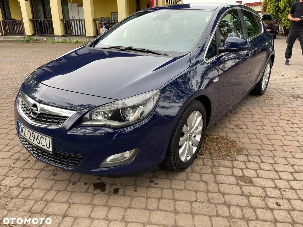 Opel Astra 2.0 CDTI Cosmo - 3