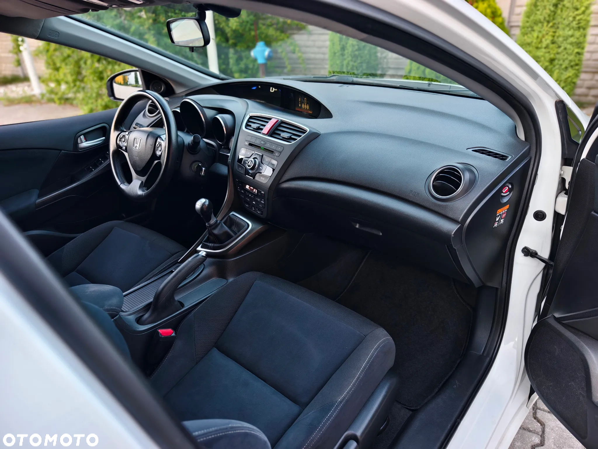 Honda Civic 1.8 i-VTEC Sport - 14