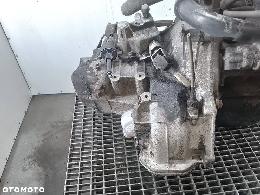 SILNIK KOMPLETNY+ SKRZYNIA BIEGÓW OPEL KADETT E W418  14NV 1.4 S - 5