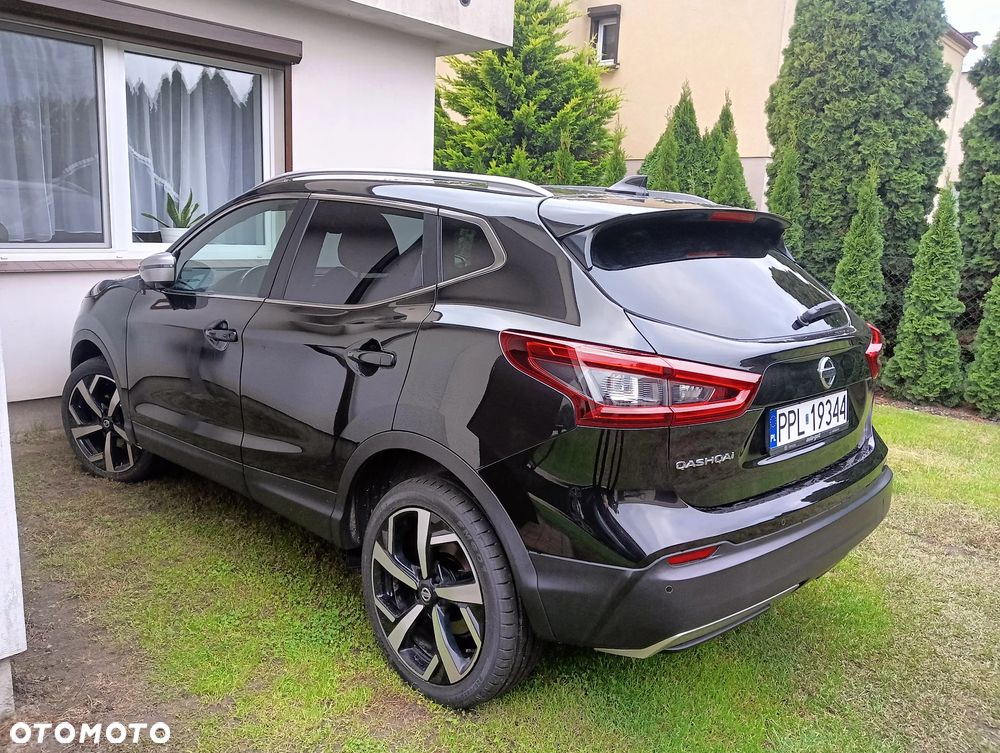 Nissan Qashqai 1.6 DIG-T TEKNA+ - 1