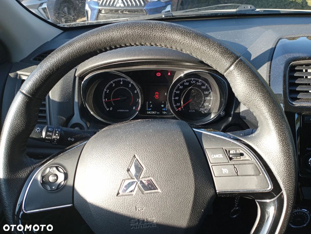Mitsubishi ASX 1.6 Invite - 10