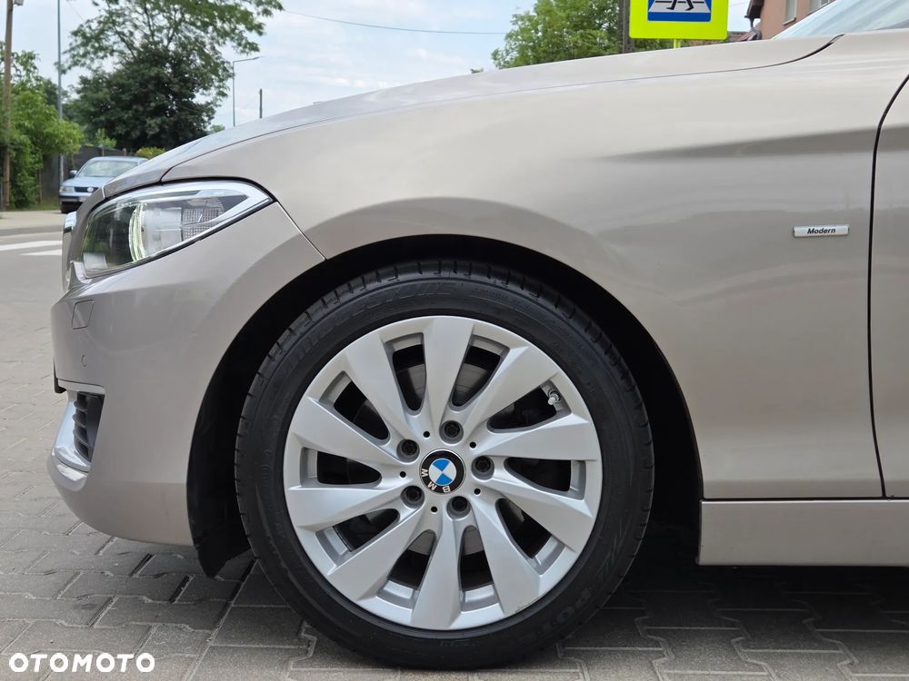 BMW Seria 2 220i Advantage - 19