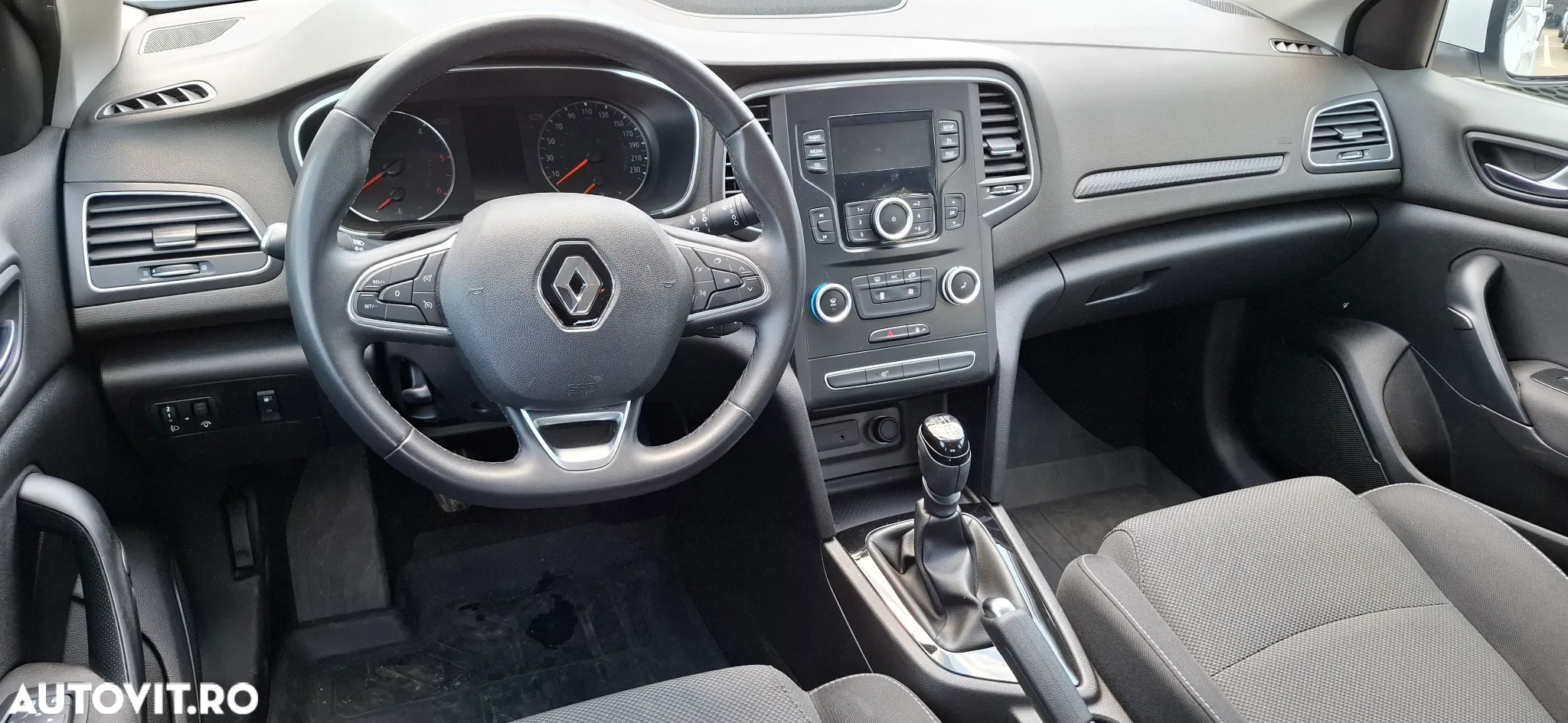 Renault Megane BLUE dCi 115 Equilibre - 3