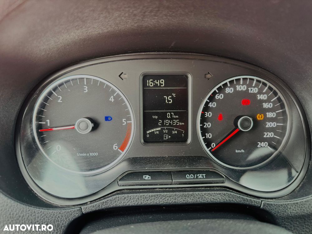 Volkswagen Polo - 24