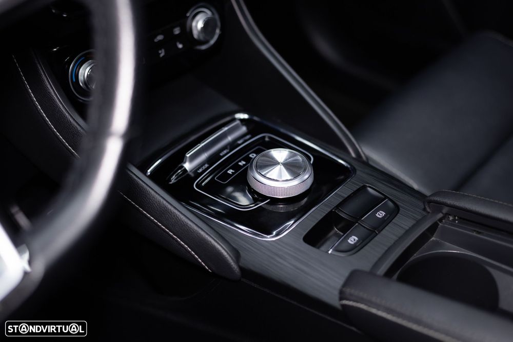 MG ZS EV 44.5 kWh Luxury - 43