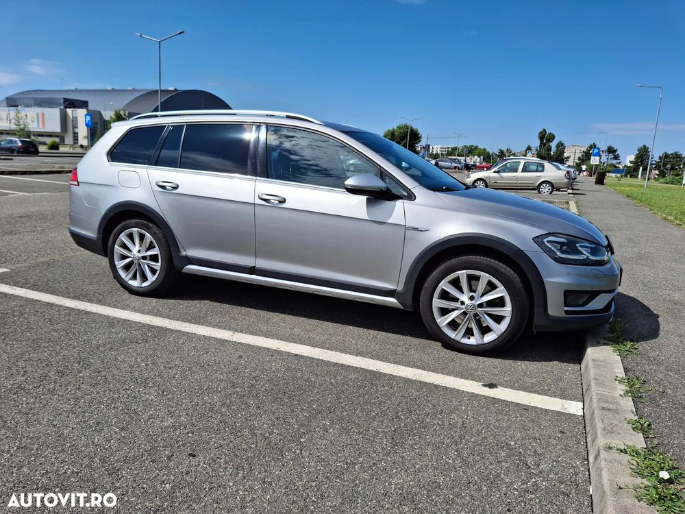 Volkswagen Golf 2.0 TDI DSG 4Motion - 2