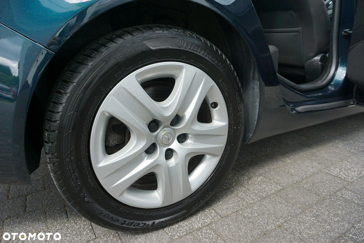 Opel Insignia - 26