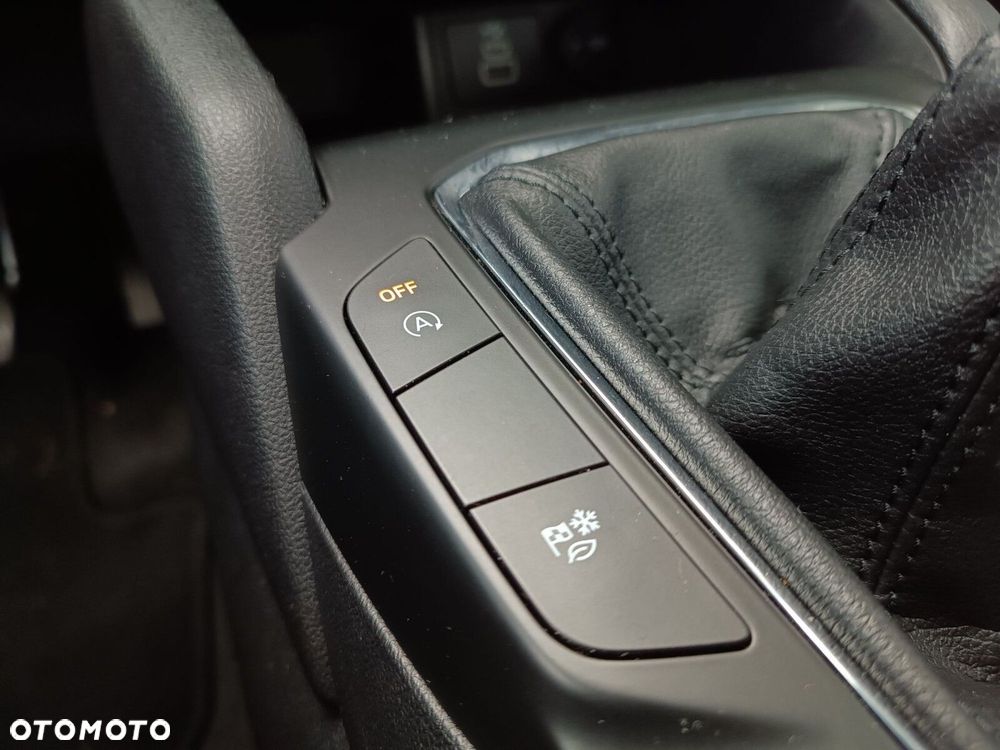 Ford Kuga 1.5 EcoBlue FWD Titanium - 26