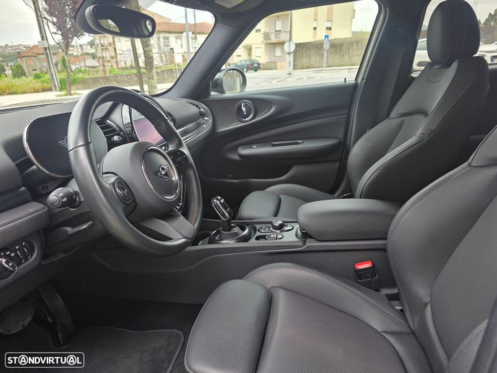 MINI Clubman Cooper D Premium Essential Auto - 9