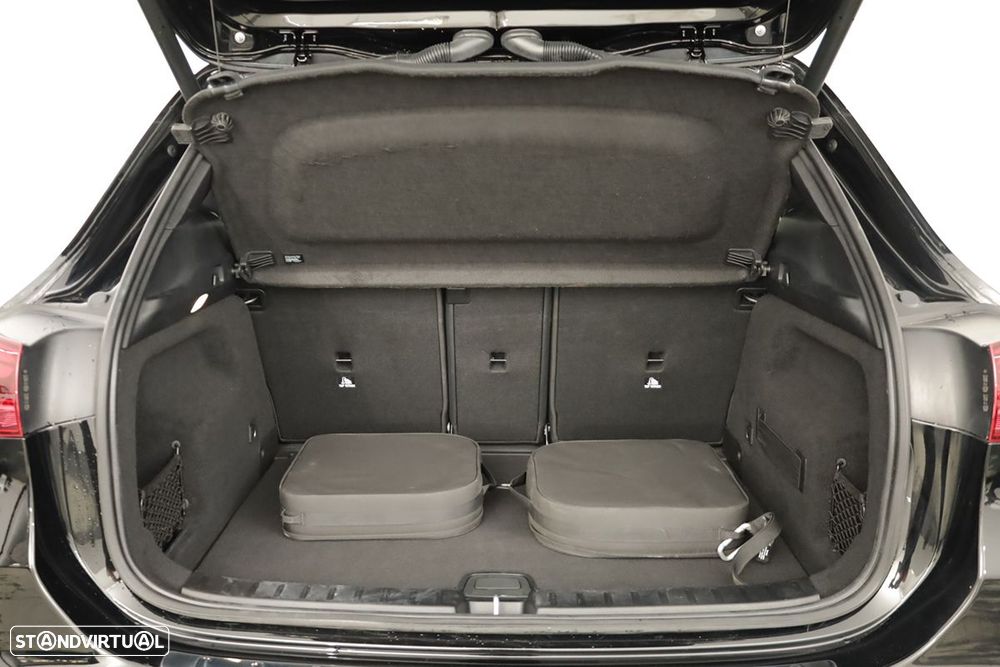 Mercedes-Benz GLA 250 e - 23