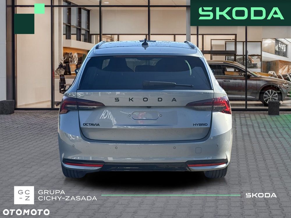 Skoda Octavia 1.5 TSI mHEV Sportline Tech DSG - 5