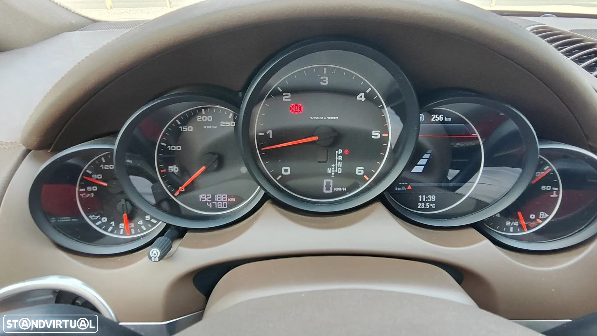 Porsche Cayenne II Platinum Edition - 15