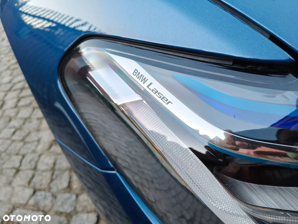 BMW Seria 5 520d xDrive Luxury Line sport - 12