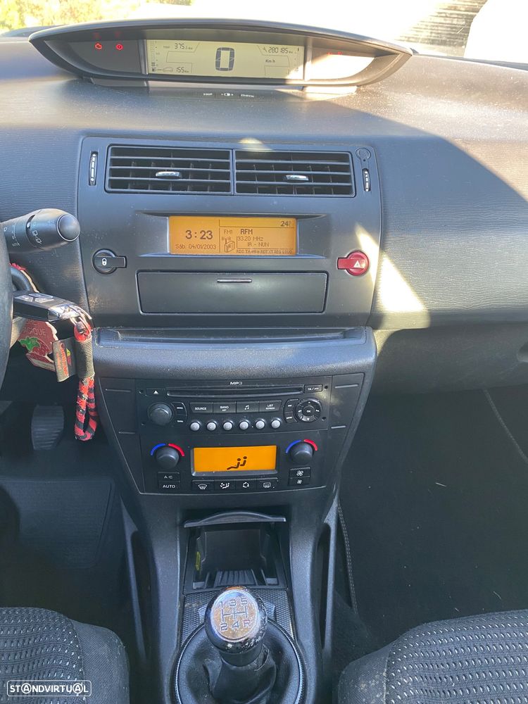 Citroën C4 1.6 HDi VTR Pack Airdream - 9