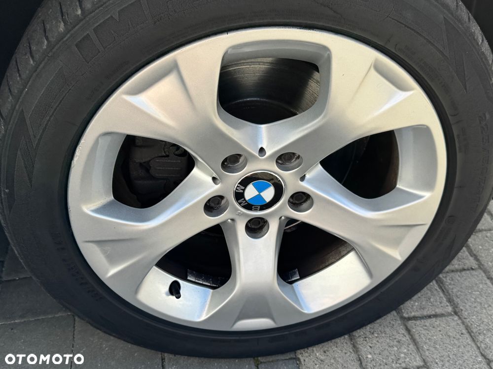 BMW X1 sDrive18d xLine - 20