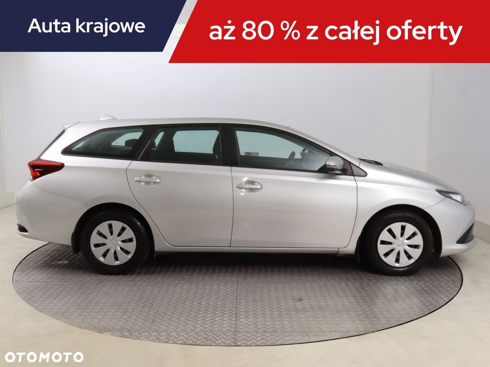 Toyota Auris - 8