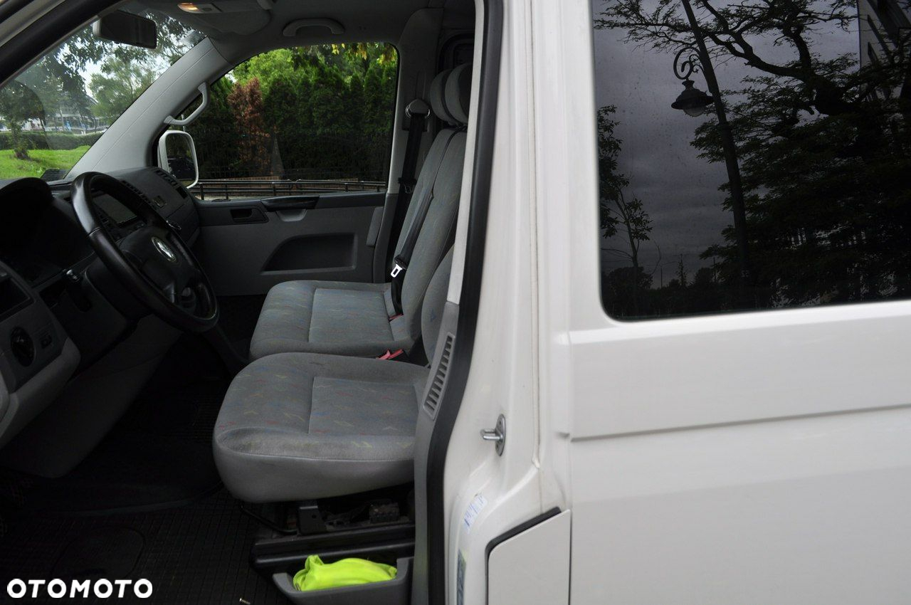 Volkswagen Transporter - 5