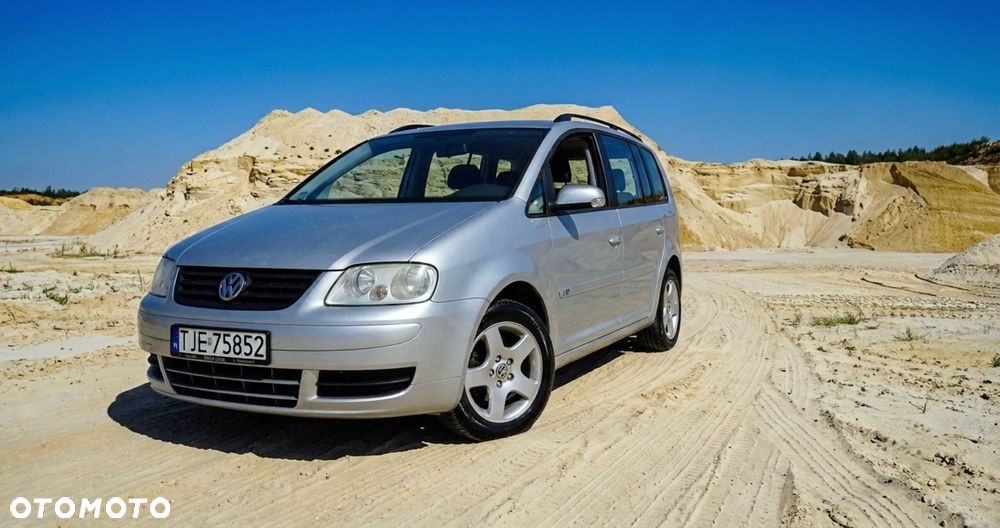 Volkswagen Touran - 1