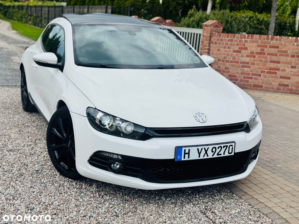 Volkswagen Scirocco 1.4 TSI DSG GTS - 22