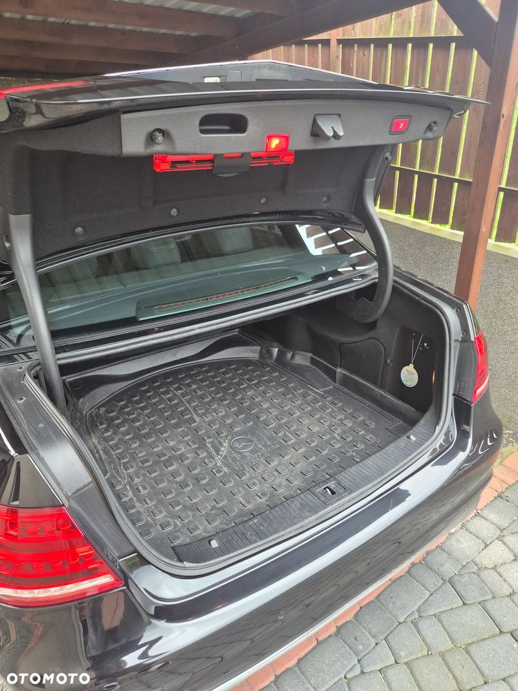 Mercedes-Benz Klasa E 220 CDI 7G-TRONIC - 13
