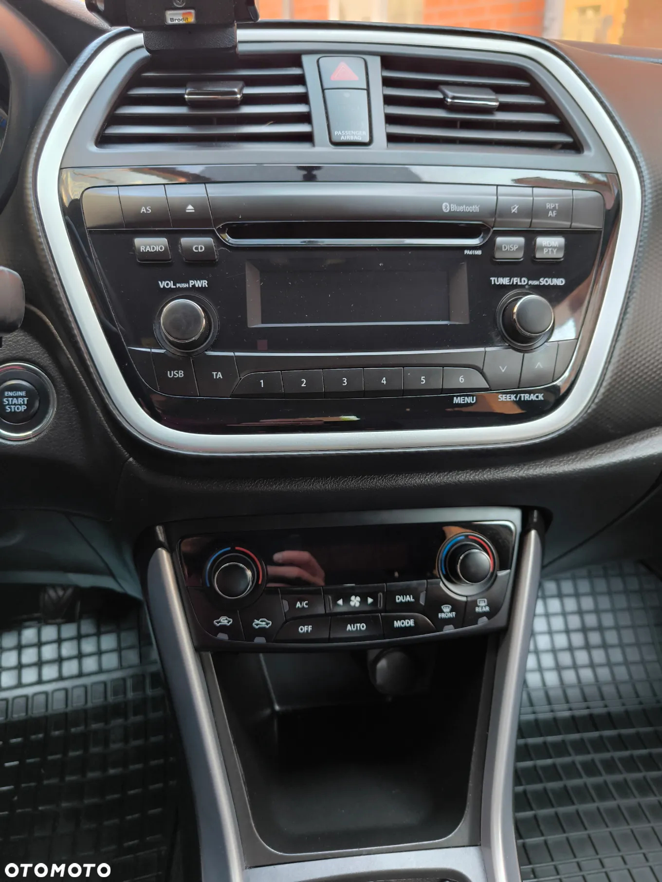 Suzuki SX4 - 11