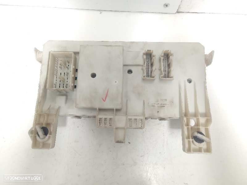 CAIXA RELÉS / FUSÍVEIS MAZDA 3 2006 -519197032 - 4