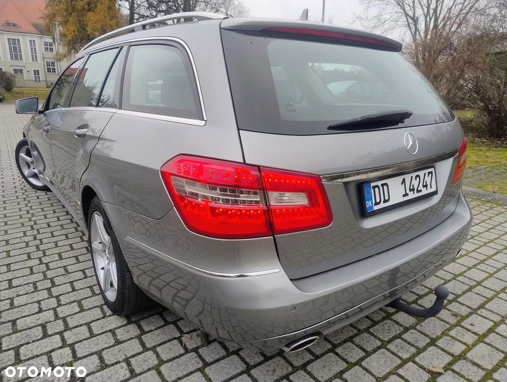 Mercedes-Benz Klasa E 350 CDI DPF BlueEFFICIENCY 7G-TRONIC Avantgarde - 5