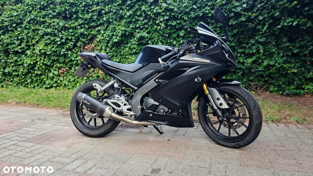 Yamaha YZF - 3