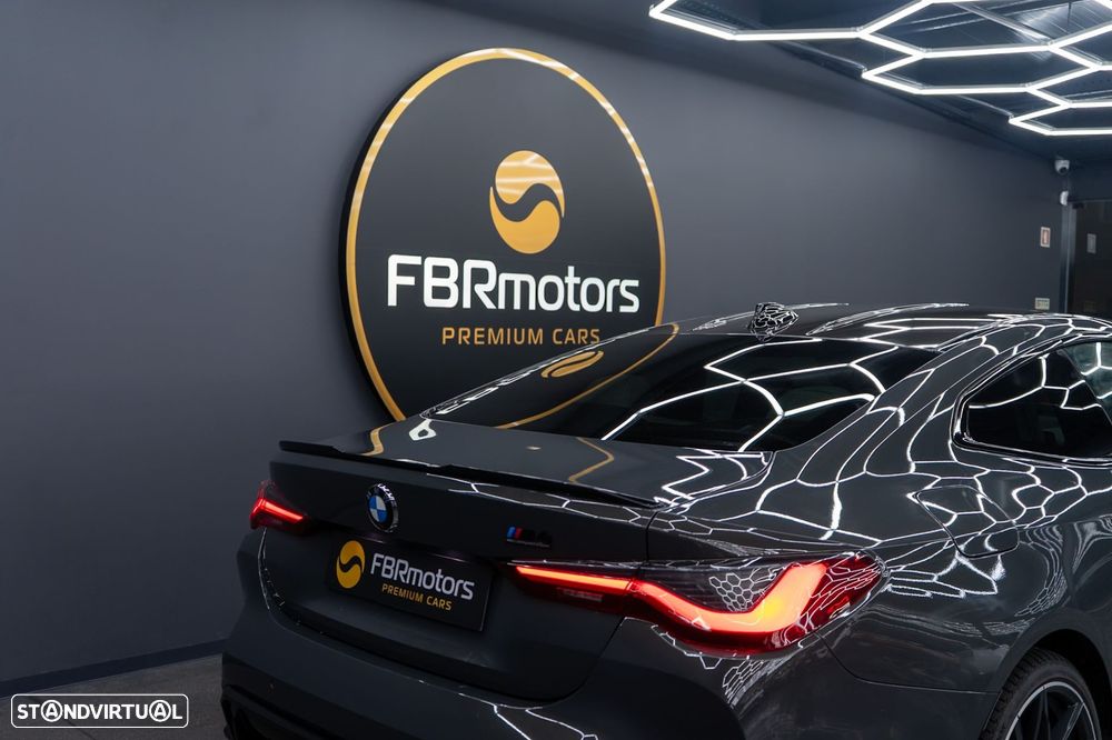 BMW M4 Competition xDrive - 13