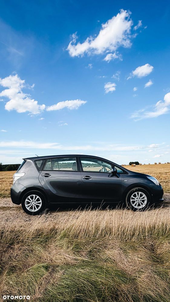 Toyota Verso - 4